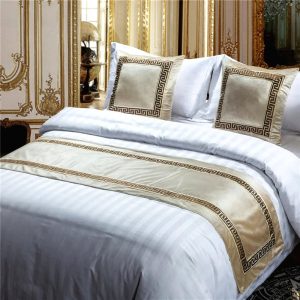 Chemin De Lit Luxe 13